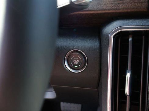 New 2026 GMC Acadia Denali Ultimate AWD/4WD image 35