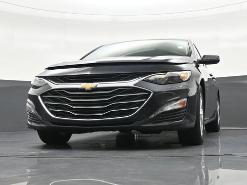 Used 2023 Chevrolet Malibu LT FWD image 25