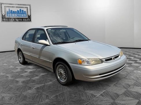 Used 1999 Toyota Corolla LE FWD image 4