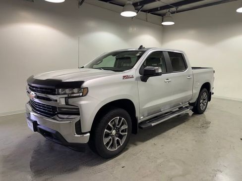 Used 2021 Chevrolet Silverado 1500 LT w/ All Star Edition Plus image 3