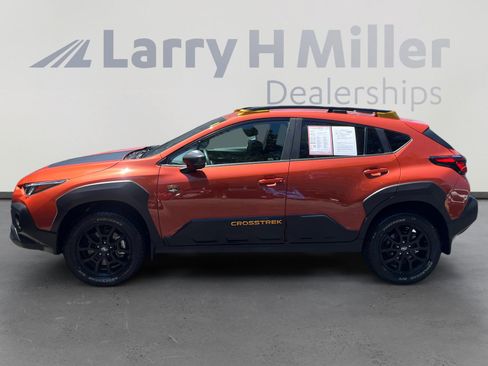 Used 2024 Subaru Crosstrek 2.5i Wilderness AWD/4WD image 2