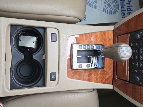 Used 2006 Cadillac STS V8 w/ Preferred Equipment Group image 22