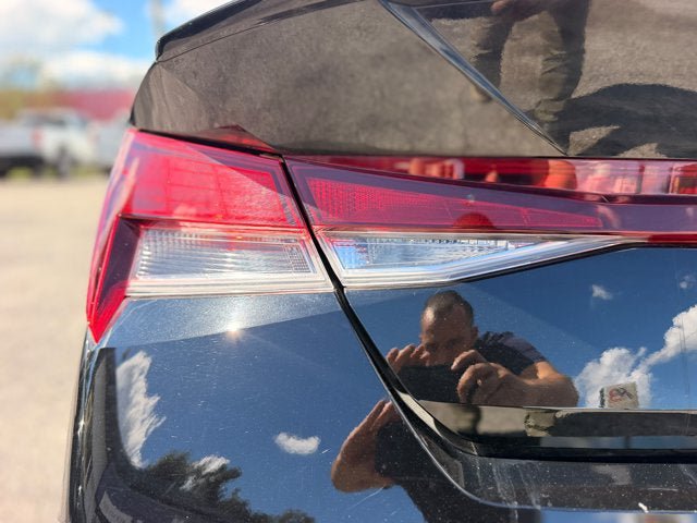Used 2026 Hyundai Elantra Sport FWD image 29