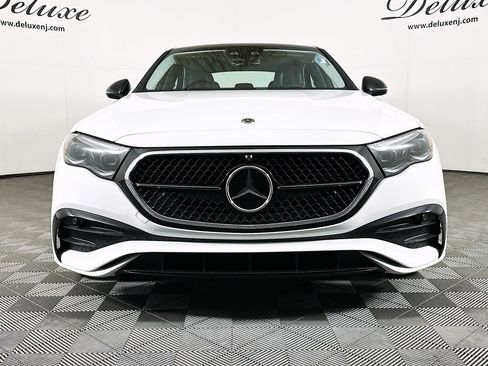 Used 2024 Mercedes-Benz E 350 4MATIC Sedan w/ Airmatic Package image 2