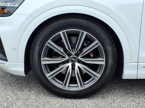 Used 2023 Audi SQ8 Prestige AWD/4WD image 12