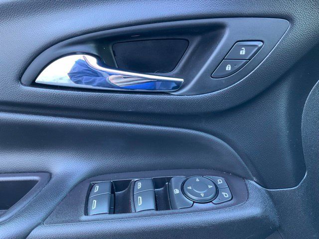 Used 2020 Chevrolet Equinox LT AWD/4WD image 11