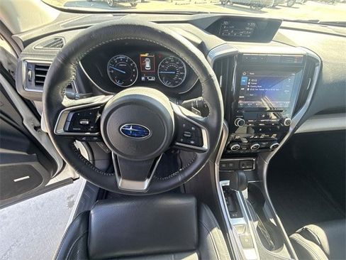 Certified 2022 Subaru Ascent Limited w/ Technology Package image 14