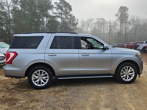 Used 2020 Ford Expedition XLT w/ Equipment Group 202A image 15