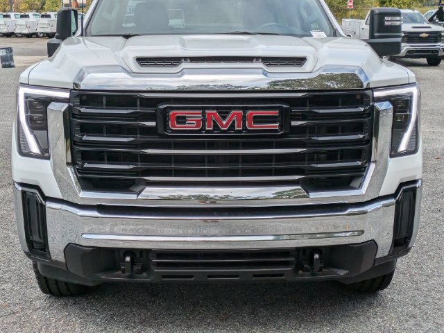 New 2024 GMC Sierra 2500 Pro w/ Convenience Package RWD image 16