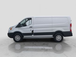 Used 2015 Ford Transit 250 130 Low Roof w/ Exterior Upgrade Package video 3