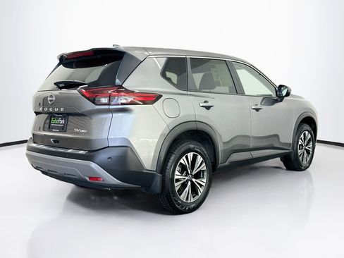 Used 2023 Nissan Rogue SV AWD/4WD image 9