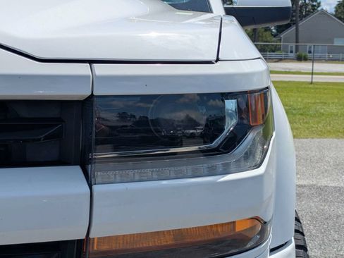 Used 2017 Chevrolet Silverado 1500 LT w/ All Star Edition AWD/4WD image 10