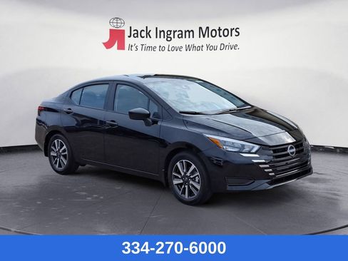 New 2025 Nissan Versa SV w/ Trunk Package image 7