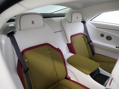 Certified 2025 Rolls-Royce Spectre w/ Spectre Launch Package AWD/4WD image 21