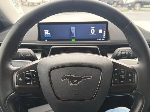 Used 2023 Ford Mustang Mach-E Select image 17
