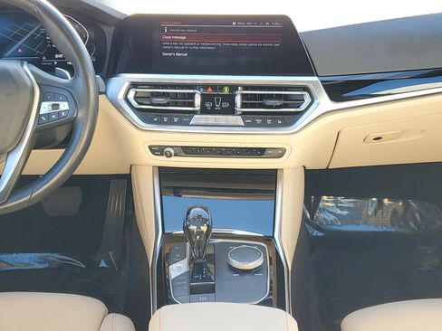 Used 2019 BMW 330i xDrive Sedan w/ Convenience Package image 17