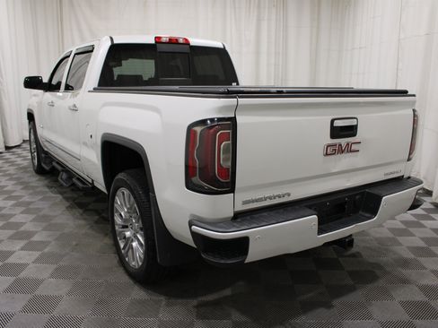 Used 2017 GMC Sierra 1500 Denali w/ Denali Ultimate Package AWD/4WD image 31