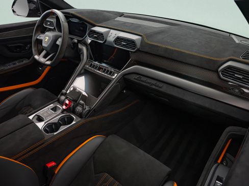 Used 2024 Lamborghini Urus Performante AWD/4WD image 11