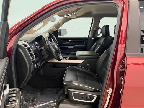 Used 2019 RAM 1500 Laramie AWD/4WD image 15