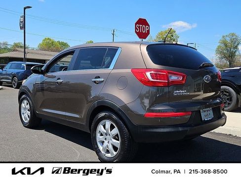 Used 2011 Kia Sportage LX FWD image 8