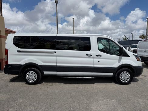 Used 2016 Ford Transit 350 XL image 9