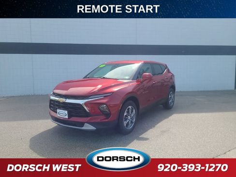 Used 2025 Chevrolet Blazer LT AWD/4WD image 1