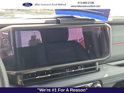 Used 2024 Jeep Wrangler Rubicon AWD/4WD image 17