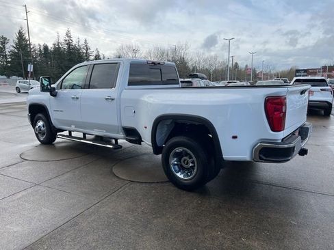 Used 2021 Chevrolet Silverado 3500 LTZ w/ LTZ Convenience Package image 5