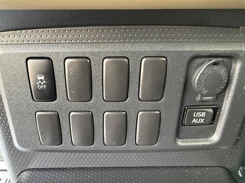 Used 2014 Toyota FJ Cruiser 4WD w/ Convenience Package image 43