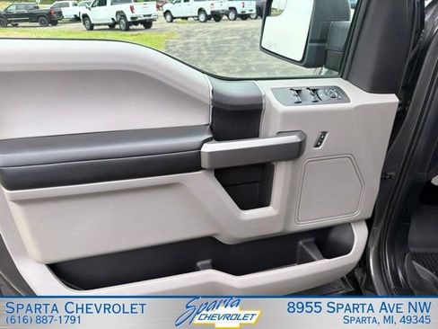Used 2019 Ford F150 XLT w/ Trailer Tow Package AWD/4WD image 15