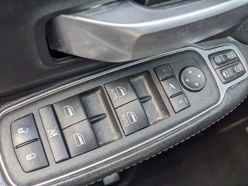 Used 2024 RAM 2500 Big Horn image 44