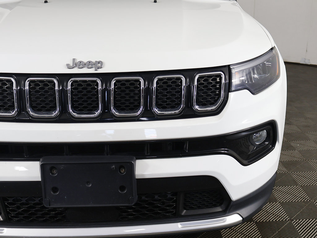Used 2023 Jeep Compass Limited AWD/4WD image 15