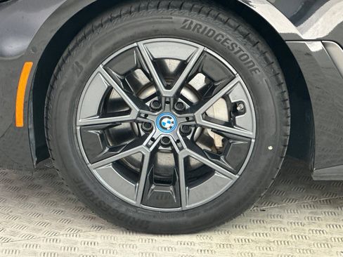 Certified 2023 BMW i4 eDrive35 image 11