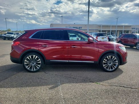 Used 2016 Lincoln MKX Reserve w/ Luxury Package image 9