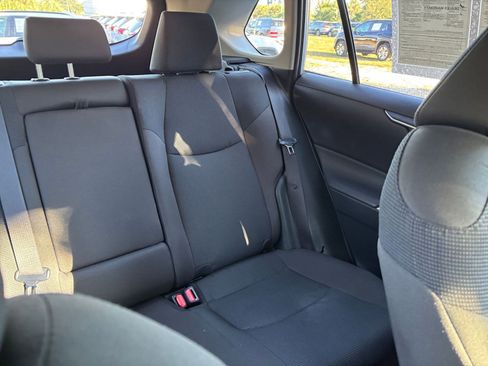 Used 2025 Toyota RAV4 LE image 37