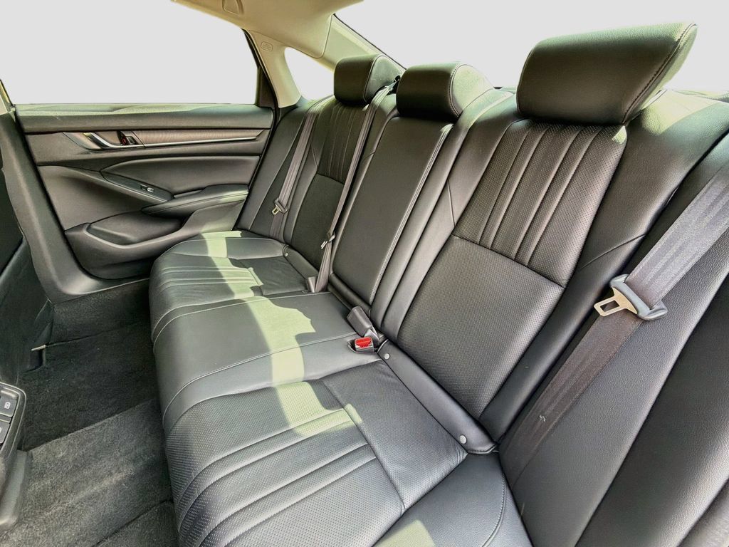 Used 2021 Honda Accord EX-L image 27
