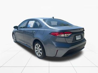 Used 2020 Toyota Corolla LE FWD video 5