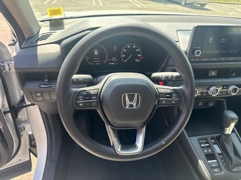 Used 2023 Honda CR-V LX image 14