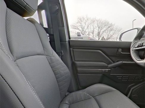 Used 2025 Toyota 4Runner TRD Off-Road Premium image 28