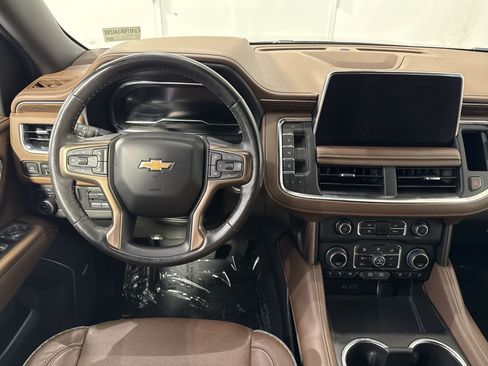 Used 2022 Chevrolet Tahoe High Country AWD/4WD image 45