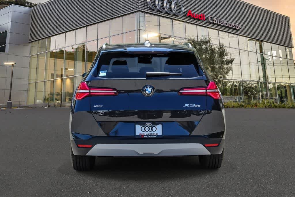 Used 2025 BMW X3 xDrive30i w/ Convenience Package AWD/4WD image 3