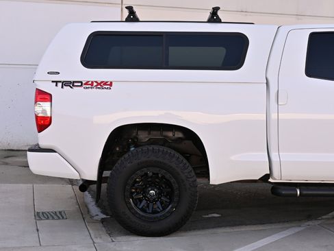Used 2018 Toyota Tundra SR5 w/ TRD Off Road Package image 37