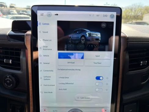 Used 2022 Ford F150 Lightning Lariat w/ Equipment Group 511A High image 40