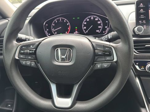 Used 2020 Honda Accord EX image 11