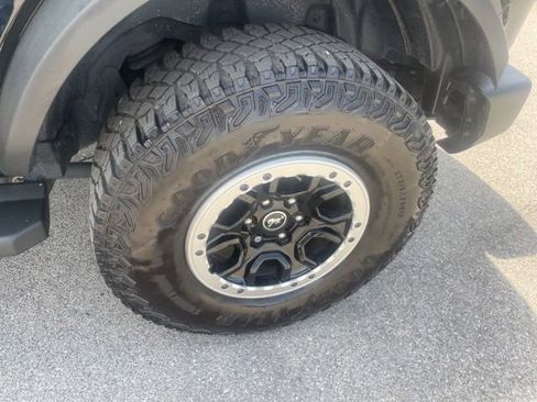 Used 2022 Ford Bronco Outer Banks w/ Sasquatch Package AWD/4WD image 17