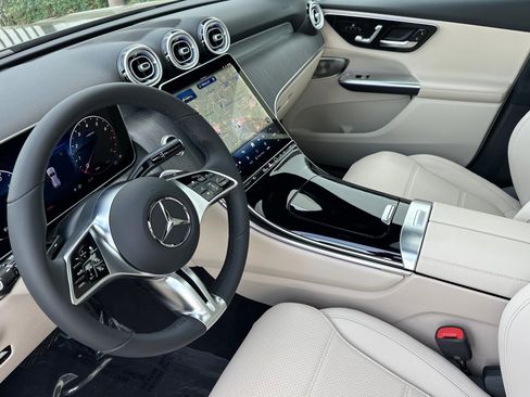 New 2026 Mercedes-Benz GLC 300 4MATIC image 10
