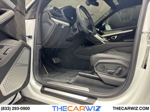Used 2020 Lamborghini Urus image 60