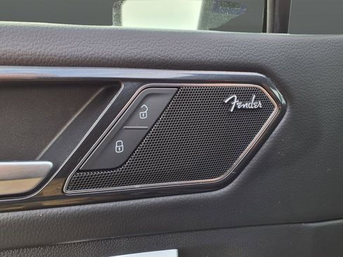 Used 2024 Volkswagen Tiguan SEL R-Line image 14