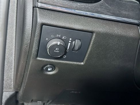 Used 2021 Jeep Grand Cherokee Trailhawk AWD/4WD image 11