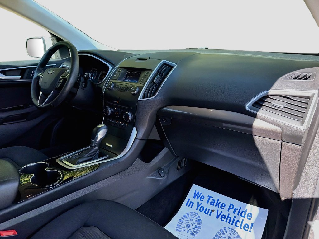 Used 2017 Ford Edge SEL FWD image 30